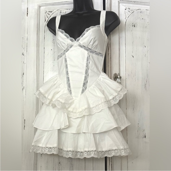 House of CB Mistress Rocks White Lace Tiered Summer Dress - Picture 4 of 9